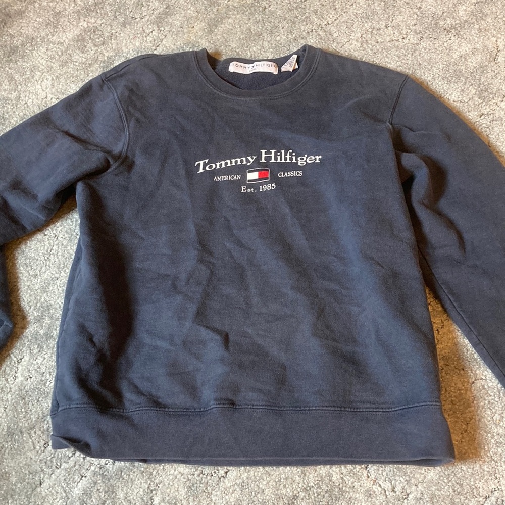 Dark Grey Tommy Hilfiger Sweater size M